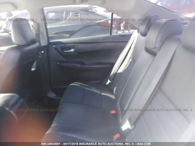 4T1BF1FK7GU139577 - 2016 TOYOTA CAMRY LE/XLE/SE/XSE SILVER photo 8