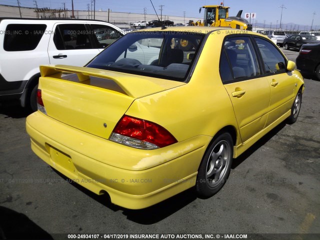 JA3AJ86E62U039883 - 2002 MITSUBISHI LANCER OZ RALLY YELLOW photo 4