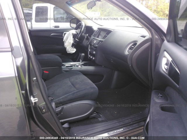 5N1AR2MN0DC671678 - 2013 NISSAN PATHFINDER S/SV/SL/PLATINUM GRAY photo 5