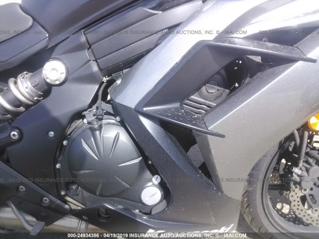 JKAEXEF11EDA17921 - 2014 KAWASAKI EX650 F GRAY photo 8