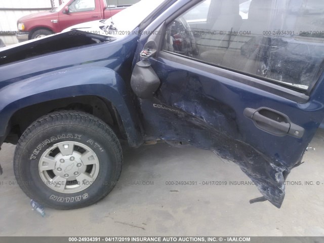 1GCDT136348198059 - 2004 CHEVROLET COLORADO BLUE photo 6