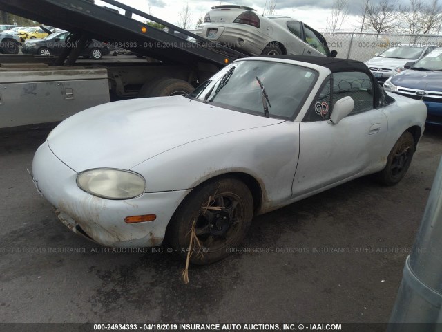 JM1NB3538X0108199 - 1999 MAZDA MX-5 MIATA WHITE photo 2