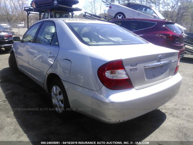 4T1BE32K84U339979 - 2004 TOYOTA CAMRY LE/XLE/SE SILVER photo 3