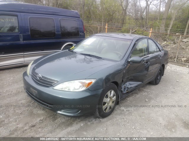 4T1BE32K23U747781 - 2003 TOYOTA CAMRY LE/XLE/SE GREEN photo 2