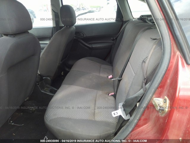 3FAFP37N05R152446 - 2005 FORD FOCUS ZX5 RED photo 8