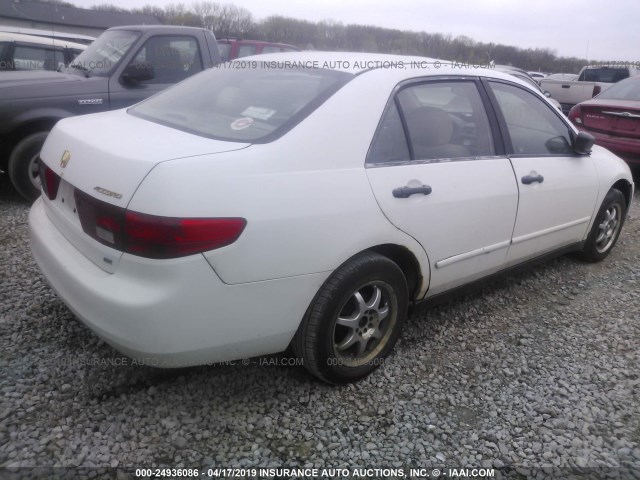 1HGCM56115A030478 - 2005 HONDA ACCORD DX WHITE photo 4