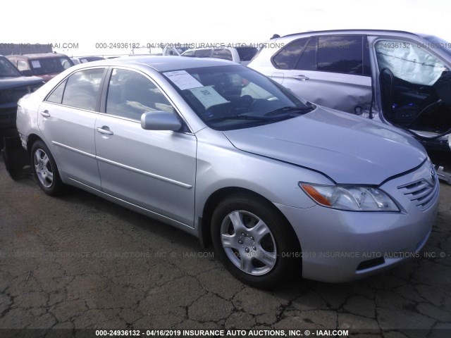 4T1BE46K07U627631 - 2007 TOYOTA CAMRY NEW GENERAT CE/LE/XLE/SE SILVER photo 1