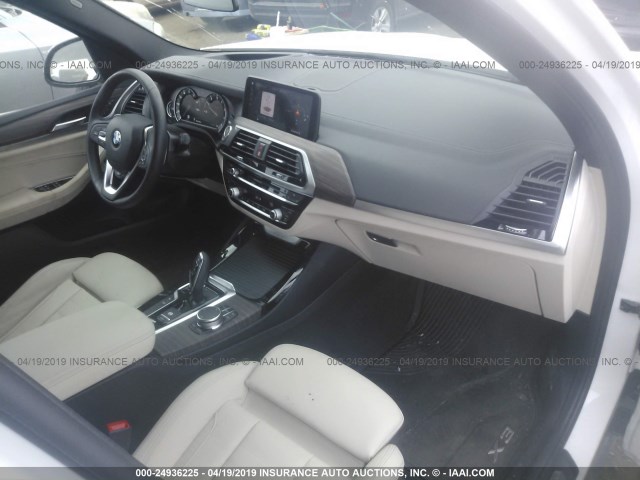 5UXTR9C52KLE13071 - 2019 BMW X3 XDRIVE30I Սպիտակ լուսանկար 5