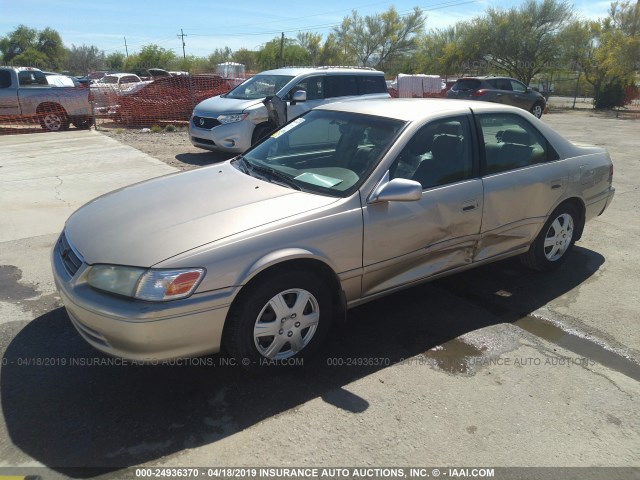 JT2BG22KXY0494970 - 2000 TOYOTA CAMRY CE/LE/XLE GOLD photo 2