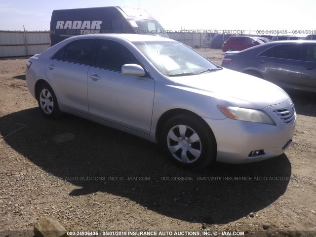 4T1BE46K67U082969 - 2007 TOYOTA CAMRY CE/LE/XLE/SE SILVER photo 1