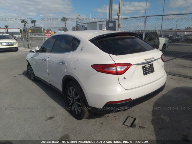 ZN661XUA5JX296160 - 2018 MASERATI LEVANTE WHITE photo 3