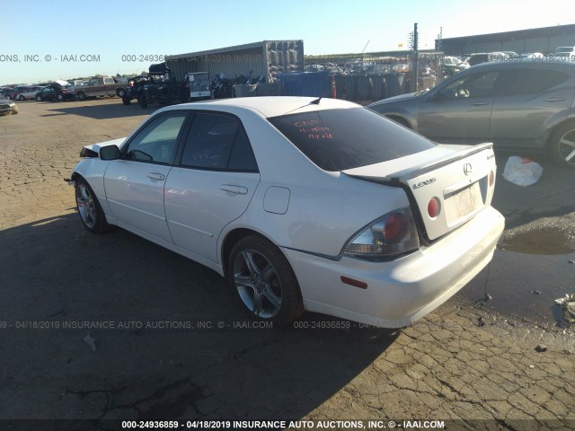 JTHBD192240088335 - 2004 LEXUS IS 300 WHITE photo 3