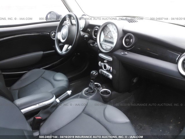 WMWMM33508TP88669 - 2008 MINI COOPER S CLUBMAN GRAY photo 5