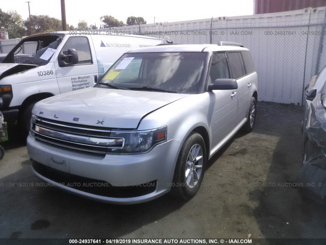 2FMGK5B86DBD03177 - 2013 FORD FLEX SE SILVER photo 2