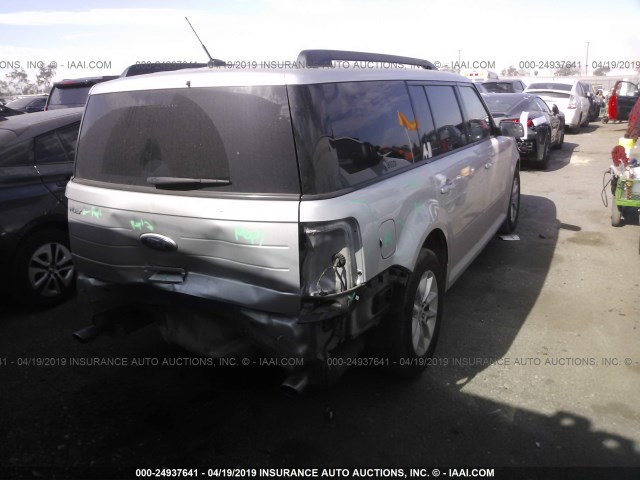 2FMGK5B86DBD03177 - 2013 FORD FLEX SE SILVER photo 4