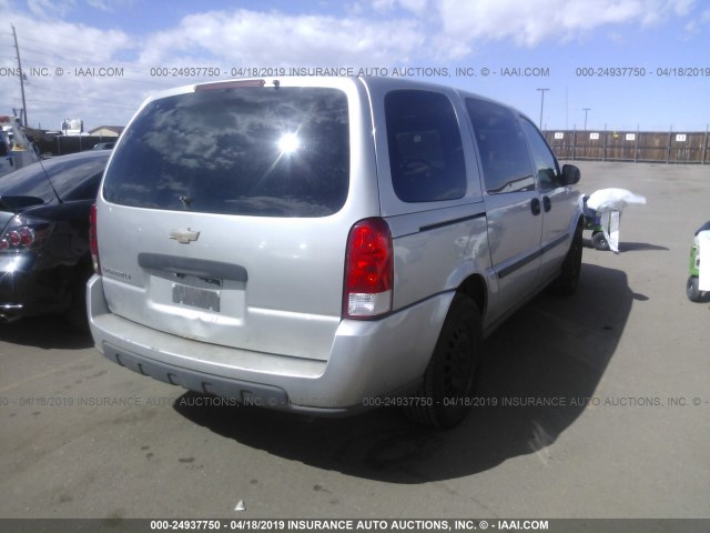 1GNDV23L56D113214 - 2006 CHEVROLET UPLANDER LS 银色 照片 4
