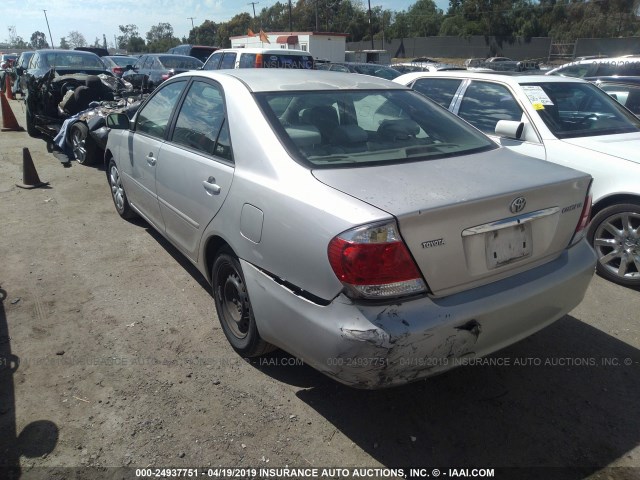 4T1BE32K85U970832 - 2005 TOYOTA CAMRY LE/XLE/SE SILVER photo 3