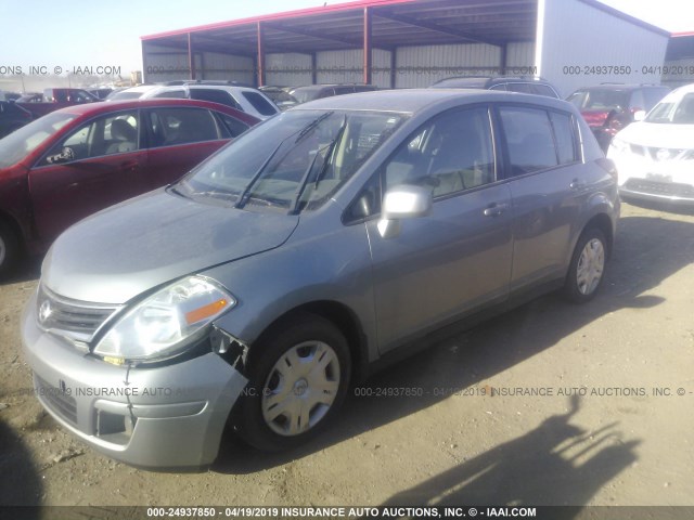 3N1BC1CP3AL429204 - 2010 NISSAN VERSA S/SL SILVER photo 2