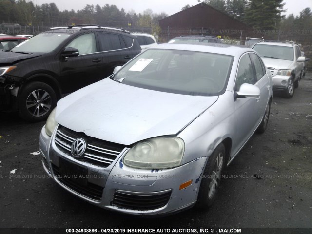 3VWDF71K56M627238 - 2006 VOLKSWAGEN JETTA 2.5L LEATHER SILVER photo 2