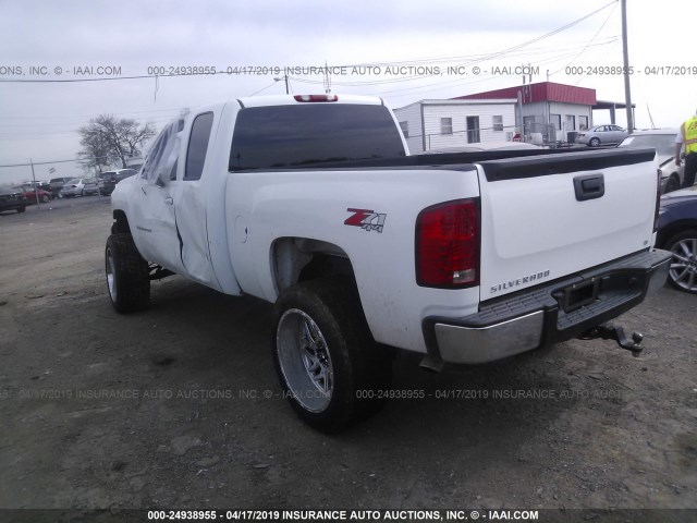 2GCEK19CX71599684 - 2007 CHEVROLET SILVERADO K1500 WHITE photo 3