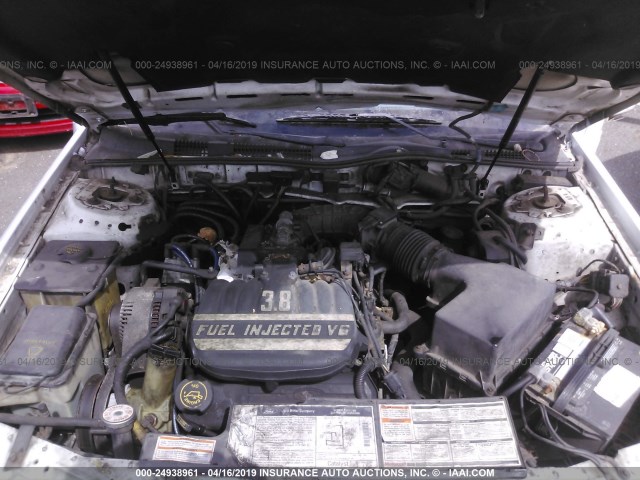 1FACP5242PG130469 - 1993 FORD TAURUS GL WHITE photo 10