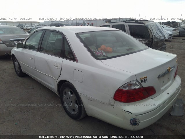 4T1BF28B04U374952 - 2004 TOYOTA AVALON XL/XLS WHITE photo 3