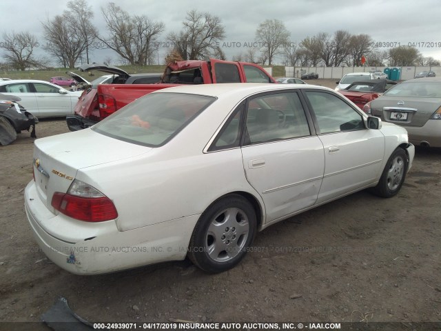 4T1BF28B04U374952 - 2004 TOYOTA AVALON XL/XLS WHITE photo 4