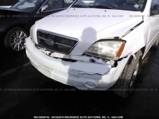 KNDJC733155436389 - 2005 KIA SORENTO EX/LX WHITE photo 6