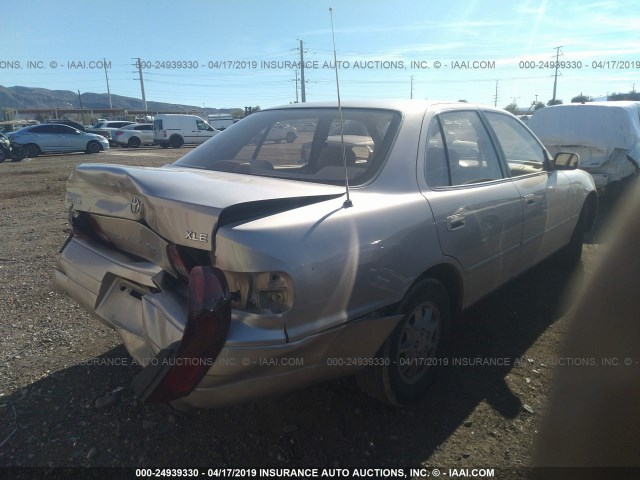 4T1SK13E3SU639366 - 1995 TOYOTA CAMRY XLE GOLD photo 4