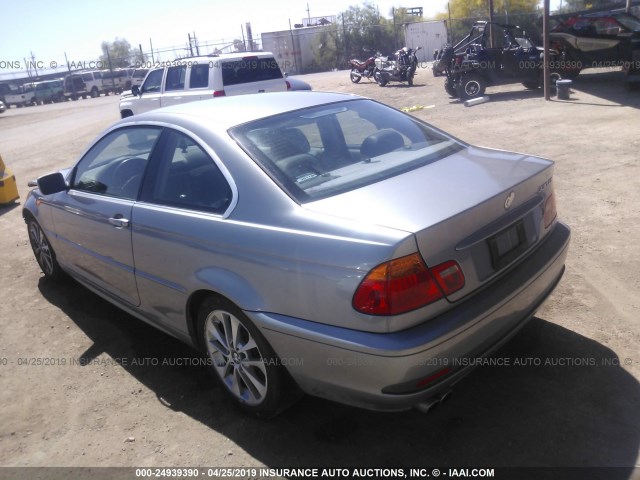 WBABD53454PD95802 - 2004 BMW 330 CI SILVER photo 3