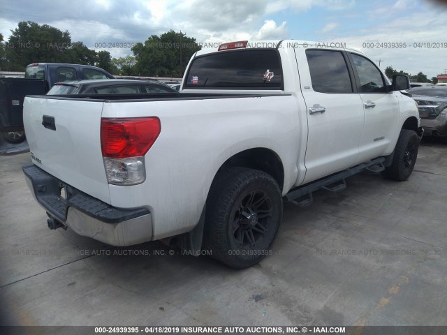 5TFEM5F13BX033852 - 2011 TOYOTA TUNDRA CREWMAX SR5 WHITE photo 4