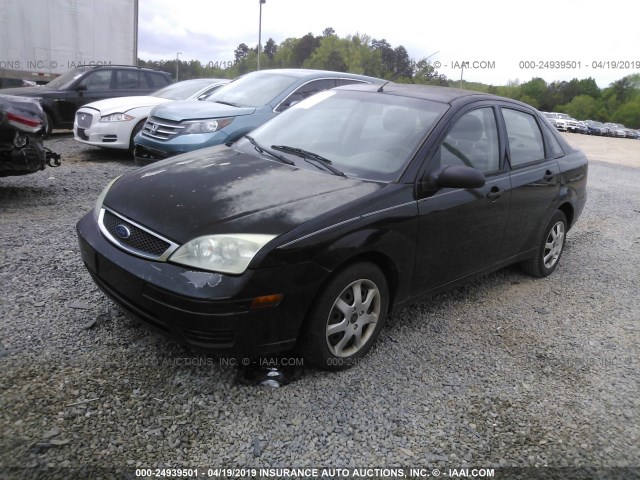 1FAHP34N75W254482 - 2005 FORD FOCUS ZX4 BLACK photo 2