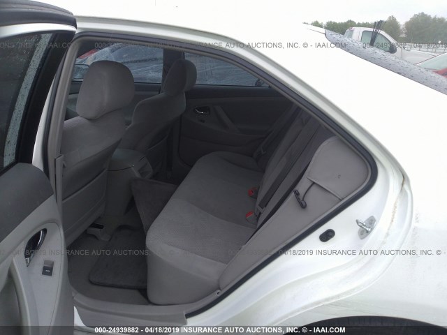 4T4BF3EK6BR138951 - 2011 TOYOTA CAMRY SE/LE/XLE WHITE photo 8