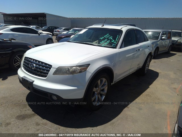 JNRBS08W95X401296 - 2005 INFINITI FX45 WHITE photo 2