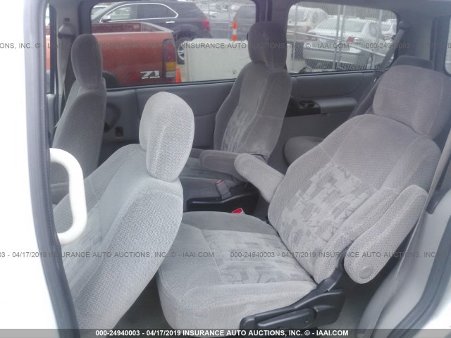 1GMDV23E05D100407 - 2005 PONTIAC MONTANA WHITE photo 8