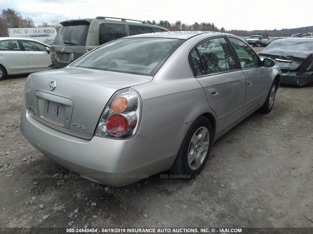 1N4AL11DX2C264322 - 2002 NISSAN ALTIMA S/SL SILVER photo 4