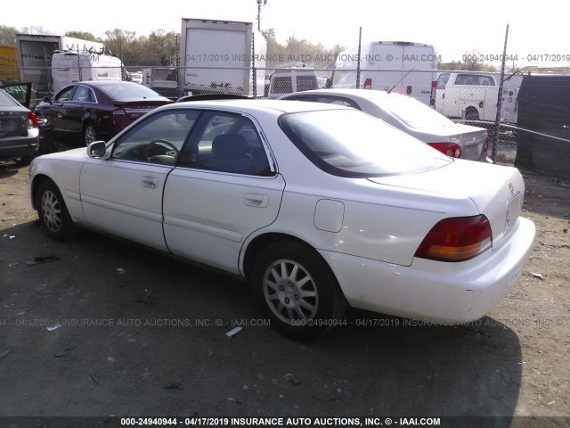 JH4UA2655WC004113 - 1998 ACURA 2.5TL WHITE photo 3