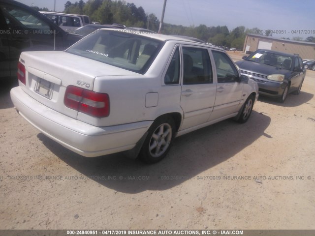 YV1LS5586W1485096 - 1998 VOLVO S70 WHITE photo 4