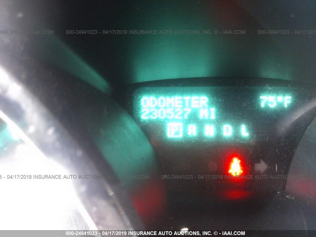 1GNER33D69S122852 - 2009 CHEVROLET TRAVERSE LTZ BLACK photo 7