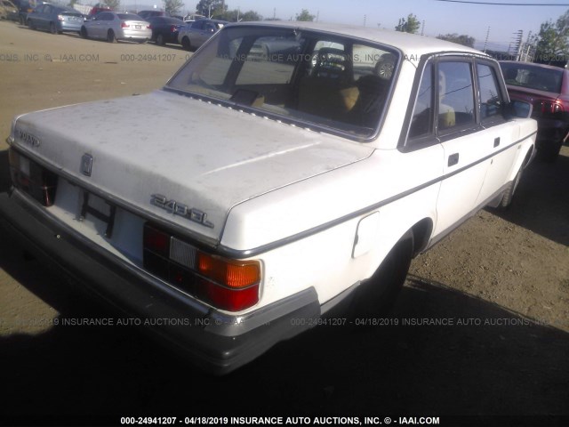 YV1AX8840J1297511 - 1988 VOLVO 244 DL/GL WHITE photo 4