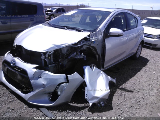 JTDKDTB39F1099197 - 2015 TOYOTA PRIUS C SILVER photo 2