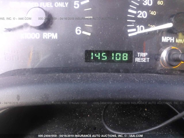 1J4FJ68S6WL187665 - 1998 JEEP CHEROKEE SPORT/CLASSIC ნაცრისფერი ფოტო 7