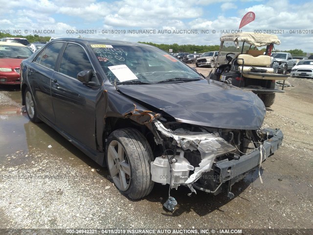 4T1BF1FK5EU434187 - 2014 TOYOTA CAMRY L/SE/LE/XLE GRAY photo 1