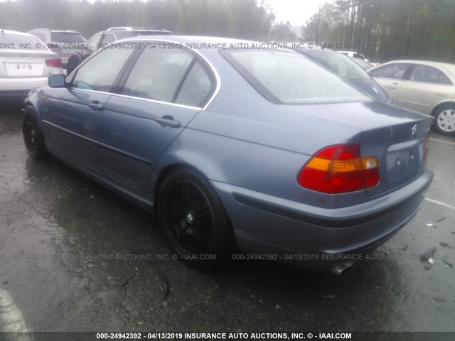 WBAEV53422KM19426 - 2002 BMW 330 I BLUE photo 3