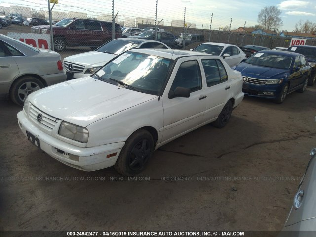 3VWRA81H0WM107365 - 1998 VOLKSWAGEN JETTA GL WHITE photo 2