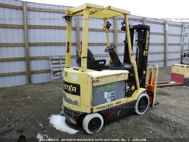 G108N10257F - 2006 HYSTER FORKLIFT  YELLOW photo 4