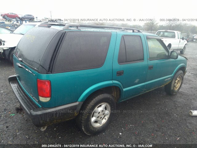 1GNDT13W6SK158906 - 1995 CHEVROLET BLAZER TURQUOISE photo 4