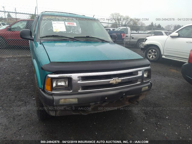 1GNDT13W6SK158906 - 1995 CHEVROLET BLAZER TURQUOISE photo 6