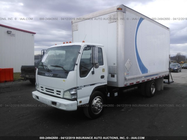 JALE5B16067900336 - 2006 ISUZU NQR WHITE photo 2