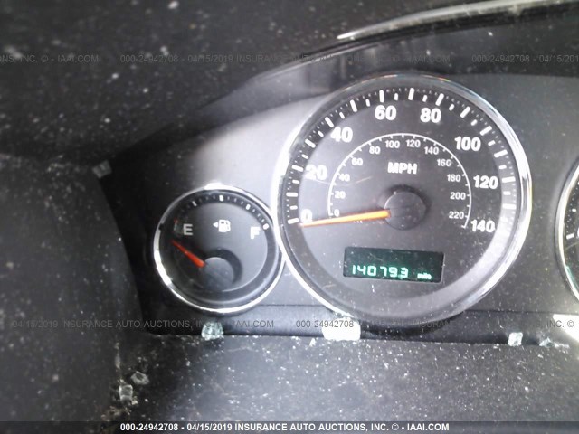 1J8HG48KX7C624725 - 2007 JEEP COMMANDER BLACK photo 7